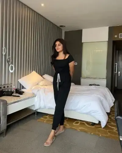 Call Girls Sahjanwa Cash On Delivery