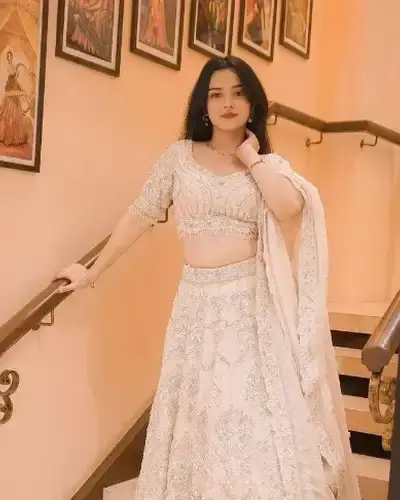 Escort Sahjanwa